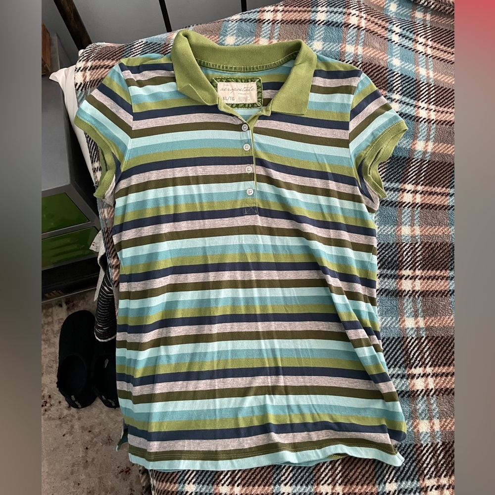 Ladies Aeropostale 1/4 button polo